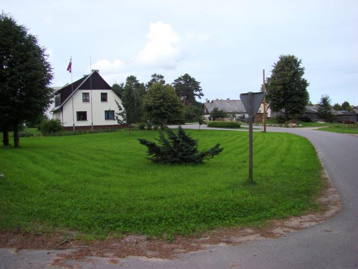 Slampē un Sēmē iedzīvotāji neapmierināti ar apkures izmaksām, IESNIEGTI 59 paraksti