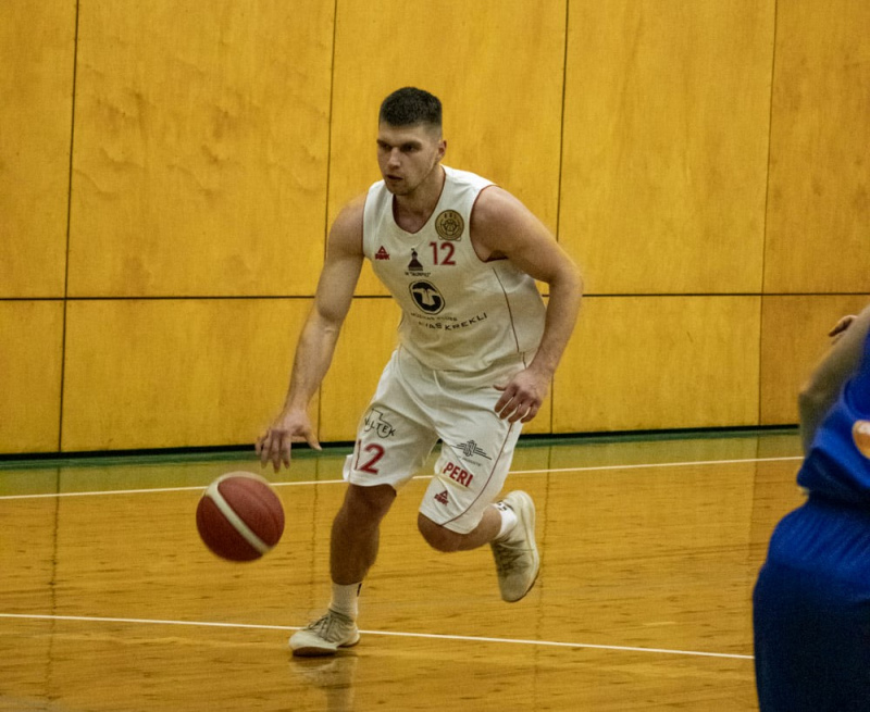 BK "Jaunpils" basketbolisti ar 83:69 uzveic Grobiņas vienību