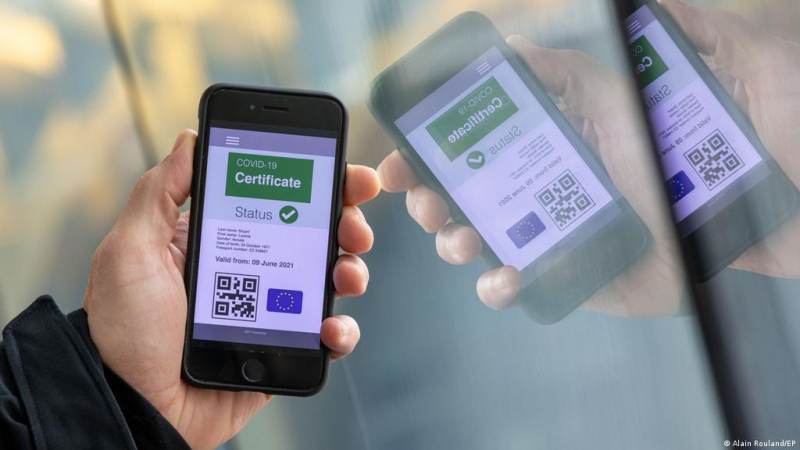 Saeima izlemj neatteikties no Covid-19 sertifikātu izmantošanas Saeima izlemj neatteikties no Covid-19 sertifikātu izmantošanas