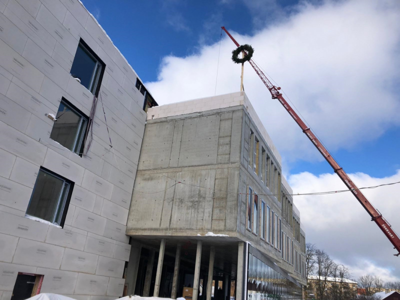 Nosvin Tukuma 2. vidusskolas spāru svētkus Nosvin Tukuma 2. vidusskolas spāru svētkus