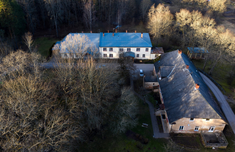 Irlavas pagasta “Mežrozīšu” jumta remontam atvēlēti 70 000 EUR Irlavas pagasta “Mežrozīšu” jumta remontam atvēlēti 70 000 EUR