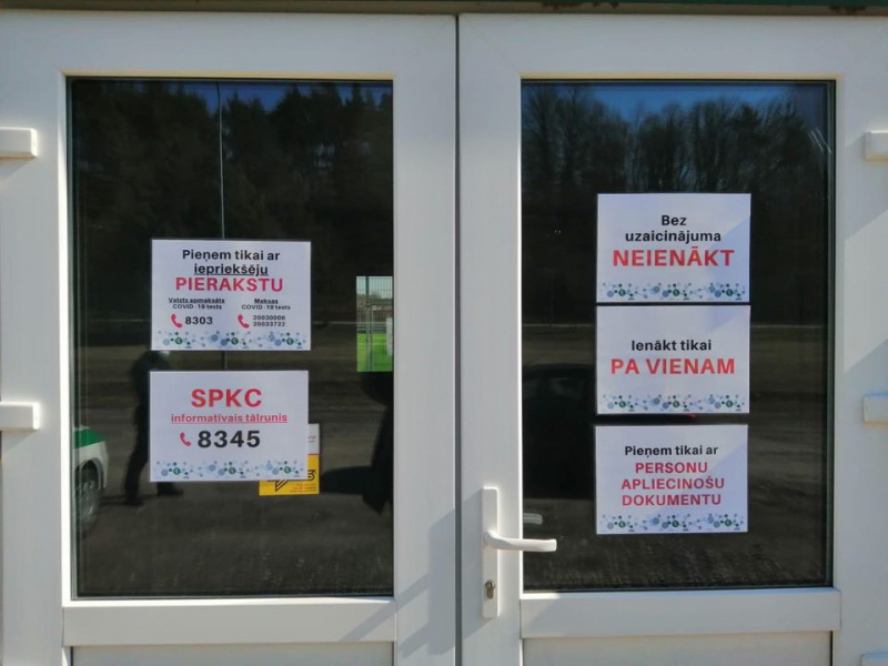 No šodienas arī Tukumā pie Pauzeru pļavu mākslīgā fubola stadiona var nodot Covid -19 analīzes No šodienas arī Tukumā pie Pauzeru pļavu mākslīgā fubola stadiona var nodot Covid -19 analīzes