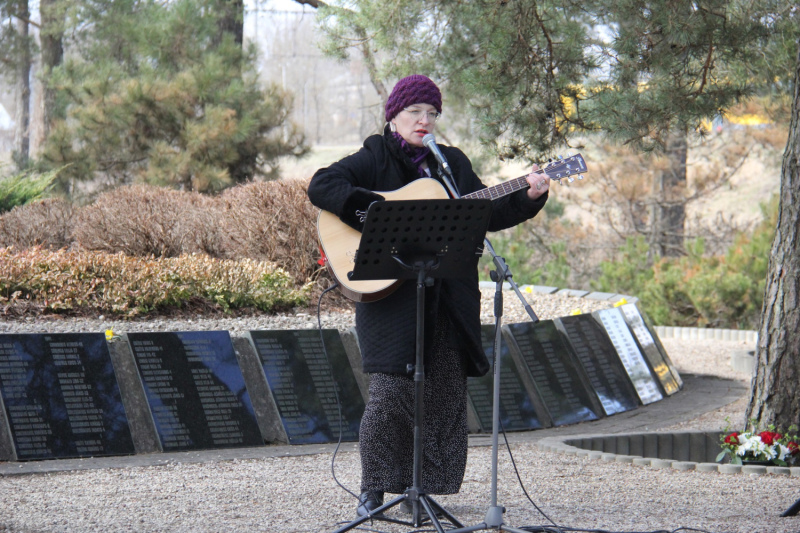 Tukumā piemin komunistiskā genocīda upurus