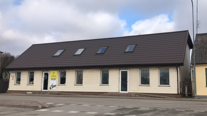 No Tukuma ledus halles stāvlaukuma padzītā Kebabnīca vietu atradusi pie Tukuma tirgus