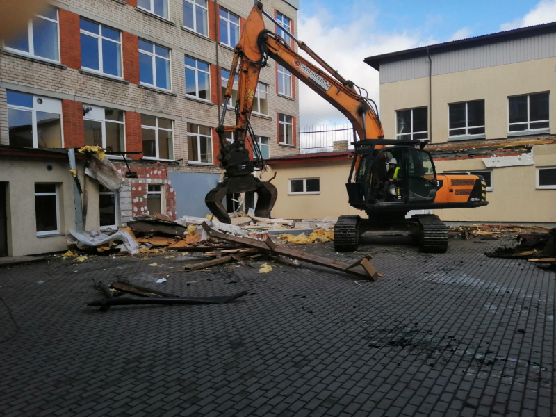 Uzsākti Tukuma 2.vidusskolas pārbūves darbi | TUKUMABALSS.LV Uzsākti Tukuma 2.vidusskolas pārbūves darbi | TUKUMABALSS.LV