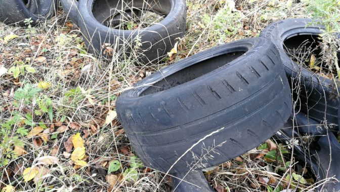 Jaunsātu pagastā nelikumīgi izgāzti atkritumi; iespējamais vainīgais noskaidrots Jaunsātu pagastā nelikumīgi izgāzti atkritumi; iespējamais vainīgais noskaidrots