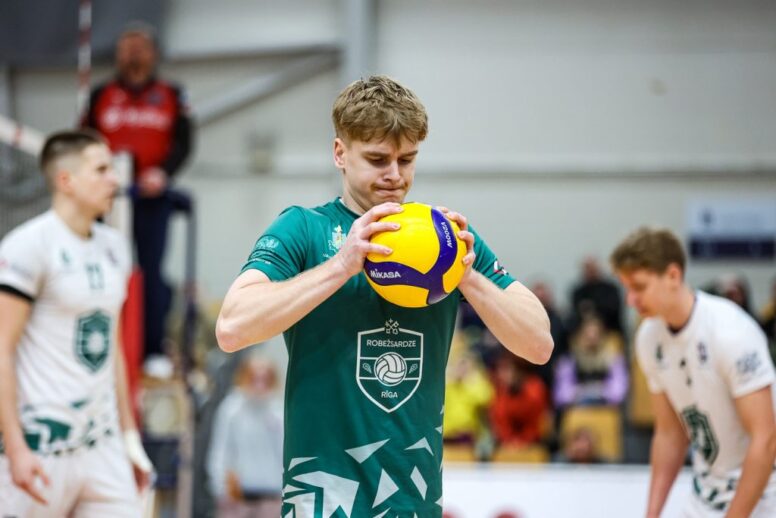 Kronbergs “Robežsardze”/”Rīga” sastāvā kļūst par Latvijas čempionu volejbolā