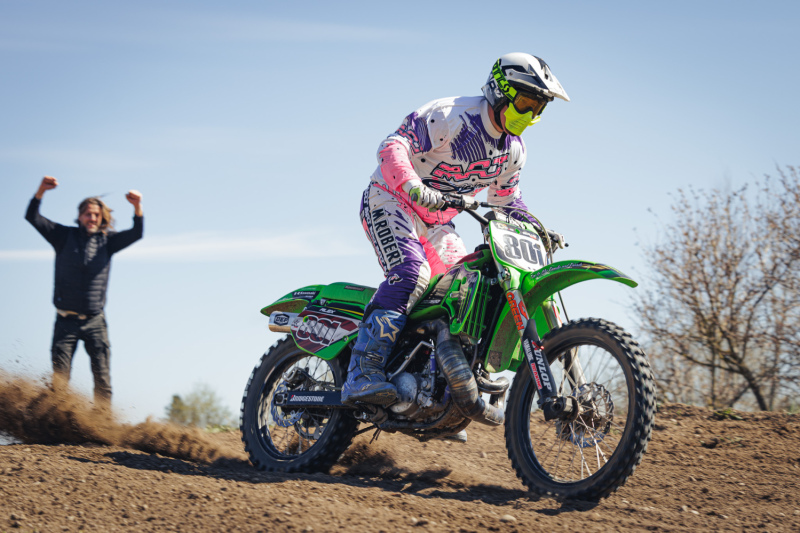 Nosvinēta motokrosa leģendas Mareka Lavrova apaļā dzimšanas diena