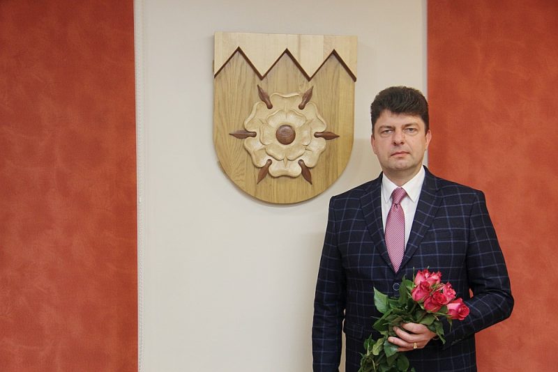 Valsts Prezidents Egils Levits telefonsarunā ar Normundu Reču interesējas par sociālā atbalsta pasākumiem Tukuma novadā Valsts Prezidents Egils Levits telefonsarunā ar Normundu Reču interesējas par sociālā atbalsta pasākumiem Tukuma novadā