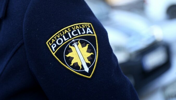 Policistiem un robežsargiem valdība atvēl piemaksas par darbu Covid-19 krīzes laikā