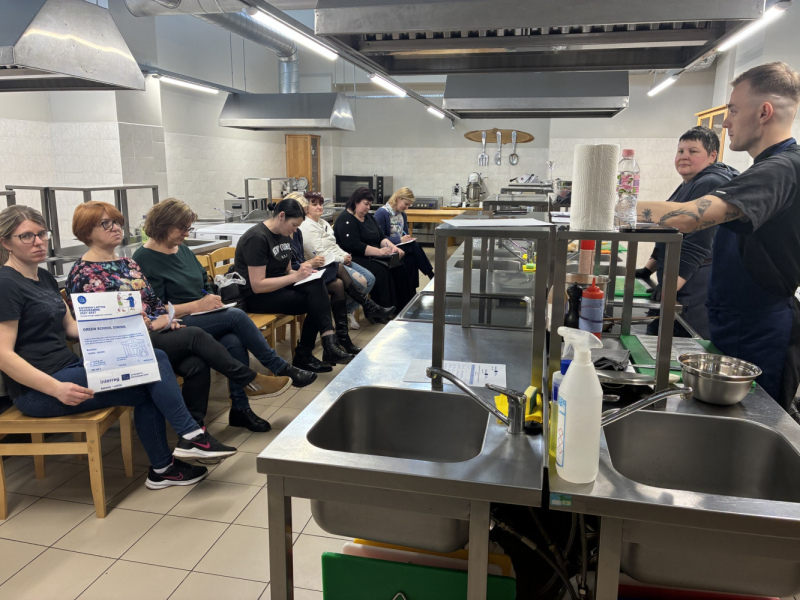 Kandavas Lauksaimniecības Tehnikuma telpās notikusi ēdienu gatavošanas meistarklase
