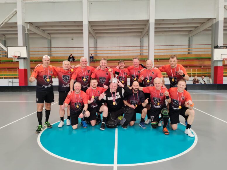 Ekskurzeme/Tukums – Latvijas čempioni florbolā starp veterāniem