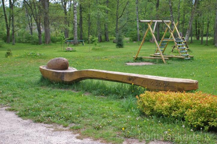 Irlavas koka "Lielā karote" ar Eiropas līdzfinansējumu pārtaps par granīta