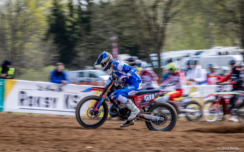 Kokins uzvar Latvijas motokrosa čempionāta 1.posmā; Straubergam - 2.vieta