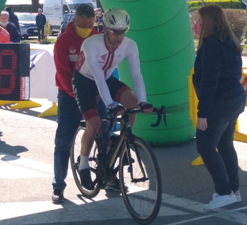 Gailišs Eiropas kausa posmā individuālajā braucienā izcīna 9.vietu