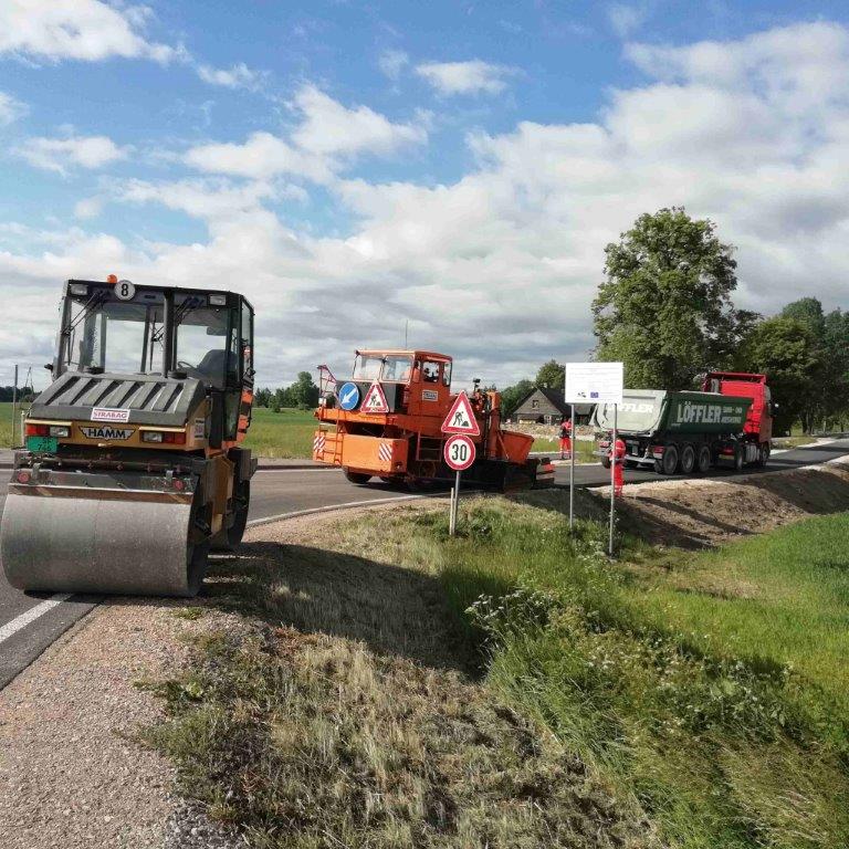 Tukuma novada Dome pārbūvēs grants autoceļus lauku teritorijā 13,35 km garumā