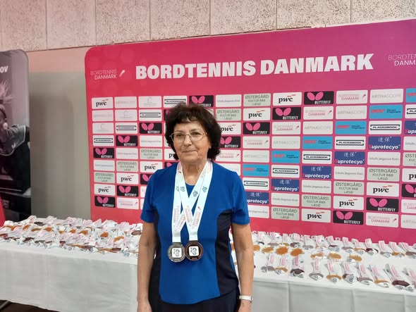 Austrai Birzniecei divas medaļas Ziemeļvalstu veterānu galda tenisa čempionātā