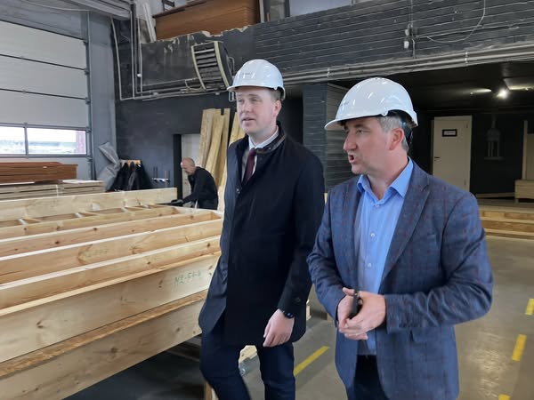 Tukuma novadā viesojās Ekonomikas ministrs Viktors Valainis