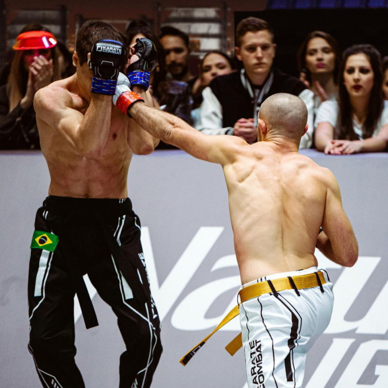 Skrīvers zaudē "Karate Combat" pasaules čempiona titulu