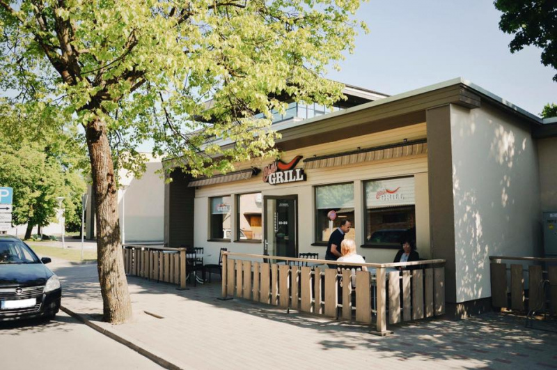 No rītdienas atsāks darbu āra terases; drīkstēs tirgot arī alkoholu No rītdienas atsāks darbu āra terases; drīkstēs tirgot arī alkoholu