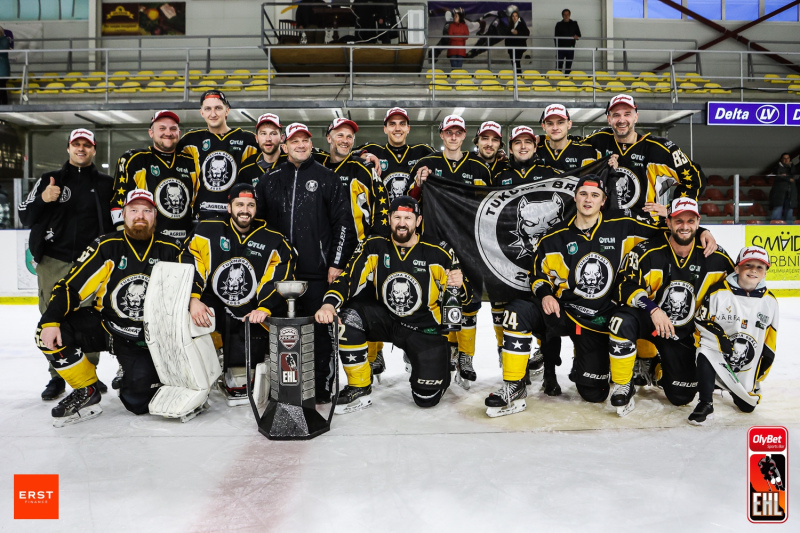 "Tukuma Brāļu" hokeja komanda iegūst Nameja kausu