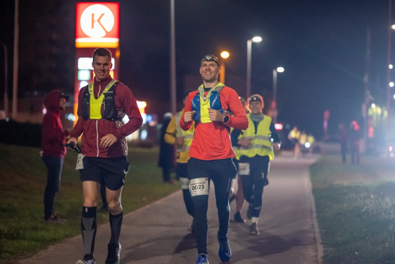 Tukumnieki piedalījušies 107 km garajā skrējienā Rīga-Valmiera