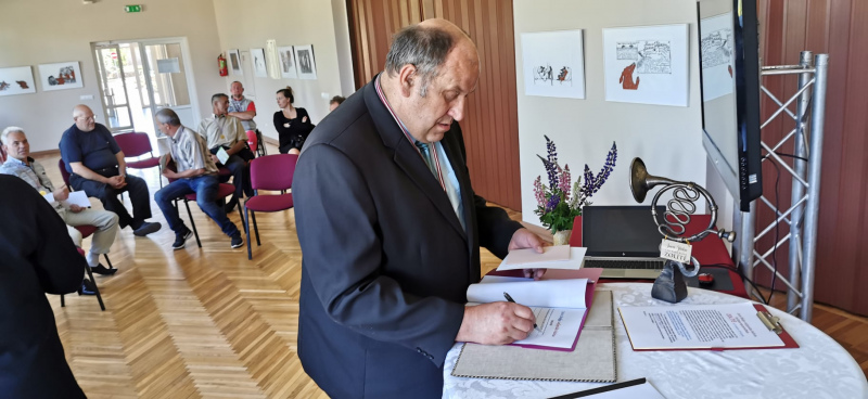 Apbalvoti Jura Staķa vārdā nosauktā zolītes kausa labākie spēlētāji