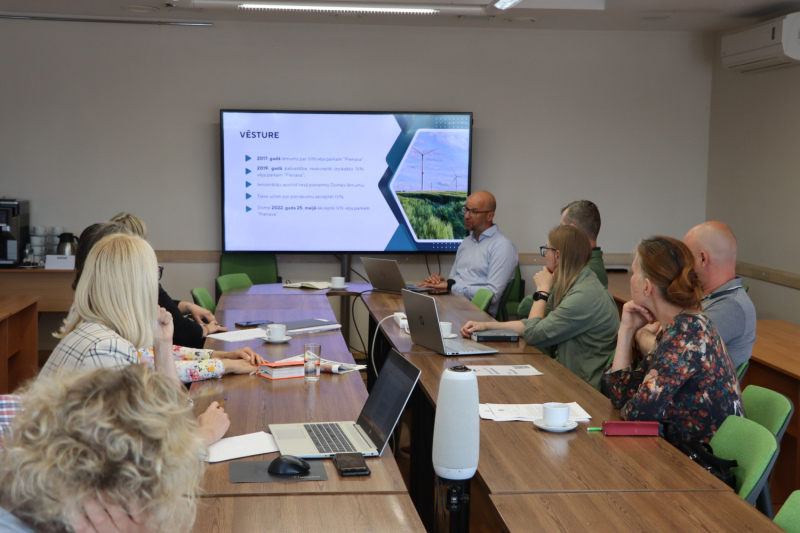 Notikusi Vēja parku attīstības darba grupas sanāksme