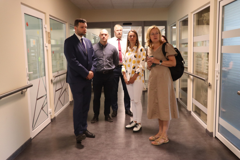 Tukumā viesojies Latbklājības ministrs Reinis Uzulnieks