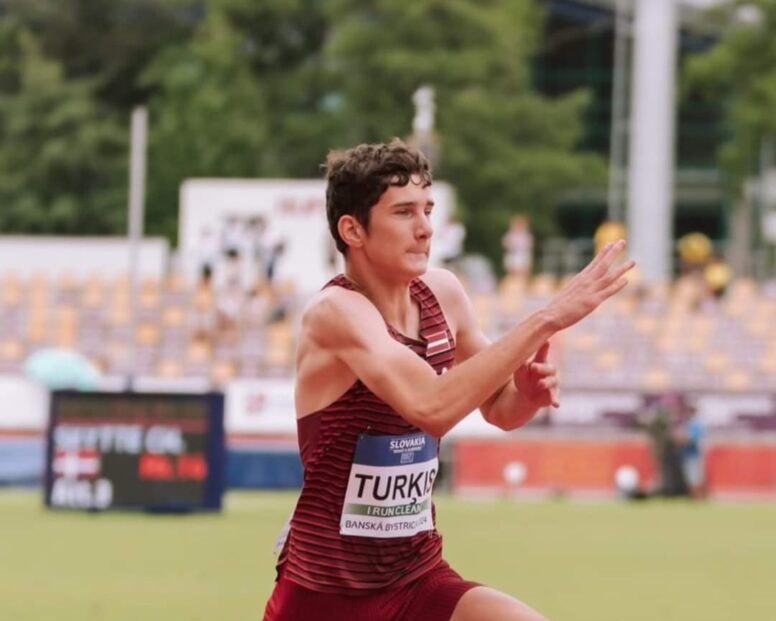 Roberts Turķis Itālijā izcīna 3. vietu augstlēkšanā