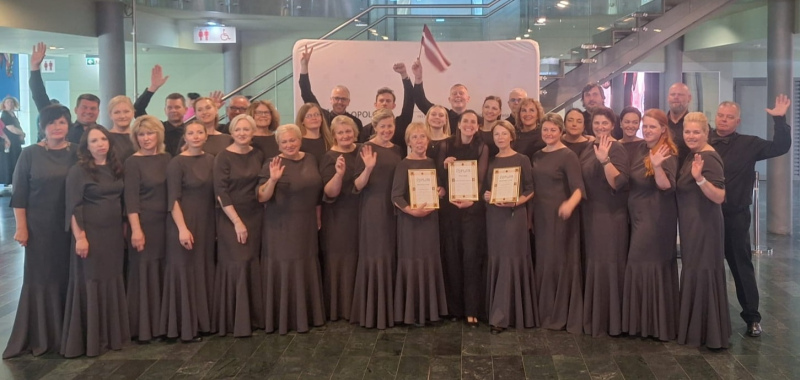 Tumes jauktais koris gūst panākumus koru konkursā Polijā