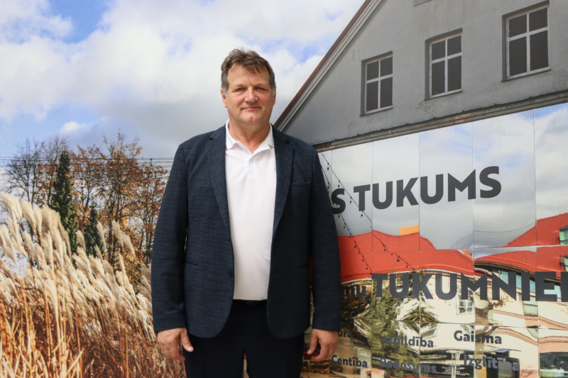 Imants Valers atkartoti ievēlēts par priekšsēdētāja vietnieku