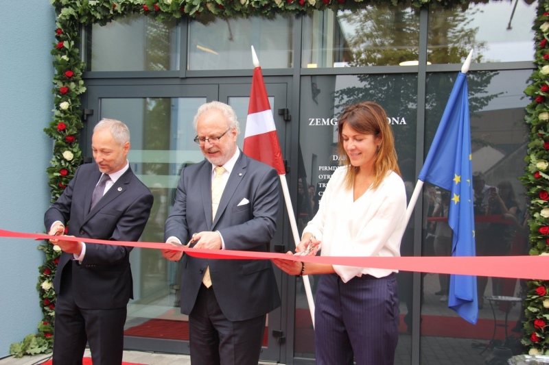 Valsts prezidents Egils Levits atklāj atjaunoto Zemgales rajona tiesas ēku Tukumā