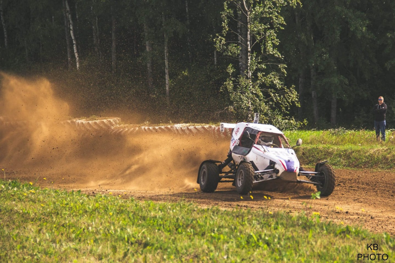 Tukuma autosportists Sproģis izcīna uzvaru Latvijas autokrosa čempionāta 2. posmā Tukuma autosportists Sproģis izcīna uzvaru Latvijas autokrosa čempionāta 2. posmā