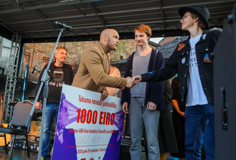 Tukuma 48h īsfilmu festivālā uzvar komanda "Dziļi vīlies" ar filmu "Circenis" Tukuma 48h īsfilmu festivālā uzvar komanda "Dziļi vīlies" ar filmu "Circenis"