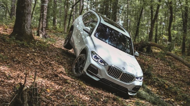 Iereibis BMW vadītājs Pūres pagastā nobrauc no ceļa braucamās daļas; cietušo nav Iereibis BMW vadītājs Pūres pagastā nobrauc no ceļa braucamās daļas; cietušo nav