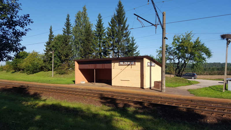 Iedzīvotāji tomēr izkarojuši vilcienu apstāšanos Milzkalnes pieturā