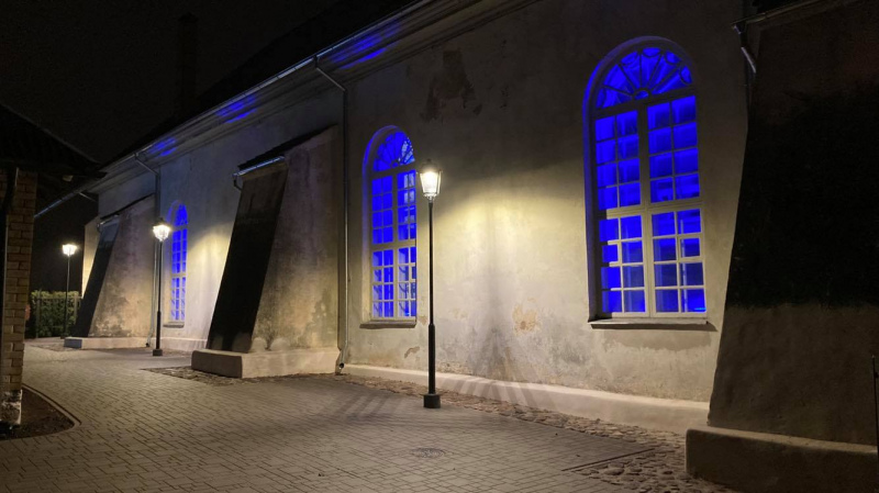 Svinīgi atklāts Tukuma evaņģēliski luteriskās baznīcas izremontētais iekšpagalms Svinīgi atklāts Tukuma evaņģēliski luteriskās baznīcas izremontētais iekšpagalms