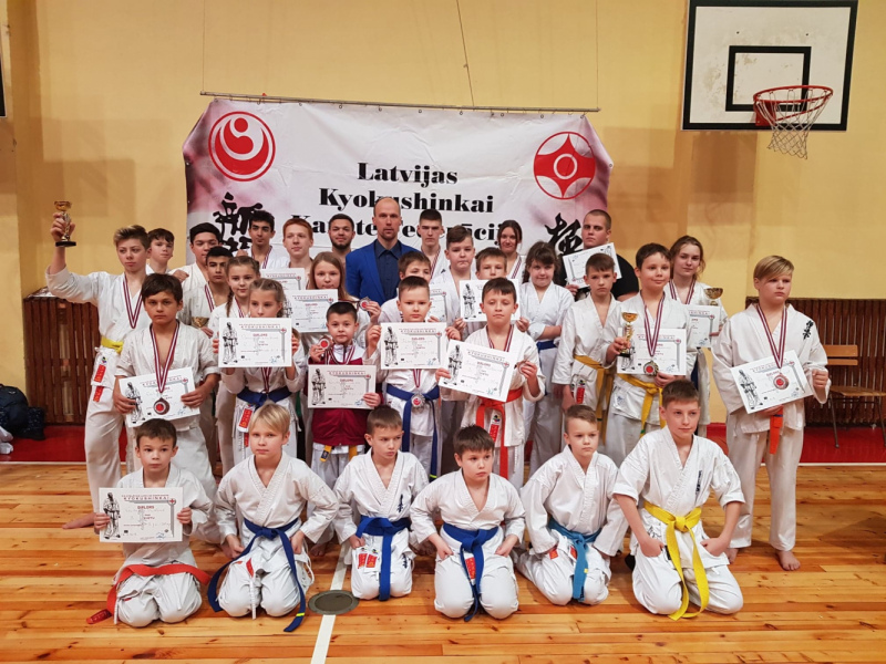 Tukuma, Kandavas un Engures sportistiem labi rezultāti Latvijas čempionātā karatē Tukuma, Kandavas un Engures sportistiem labi rezultāti Latvijas čempionātā karatē