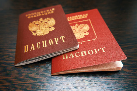 Imigrācijas likuma prasību nepildīšanas dēļ no Latvijas plāno izraidīt vismaz 1213 Krievijas pilsoņus